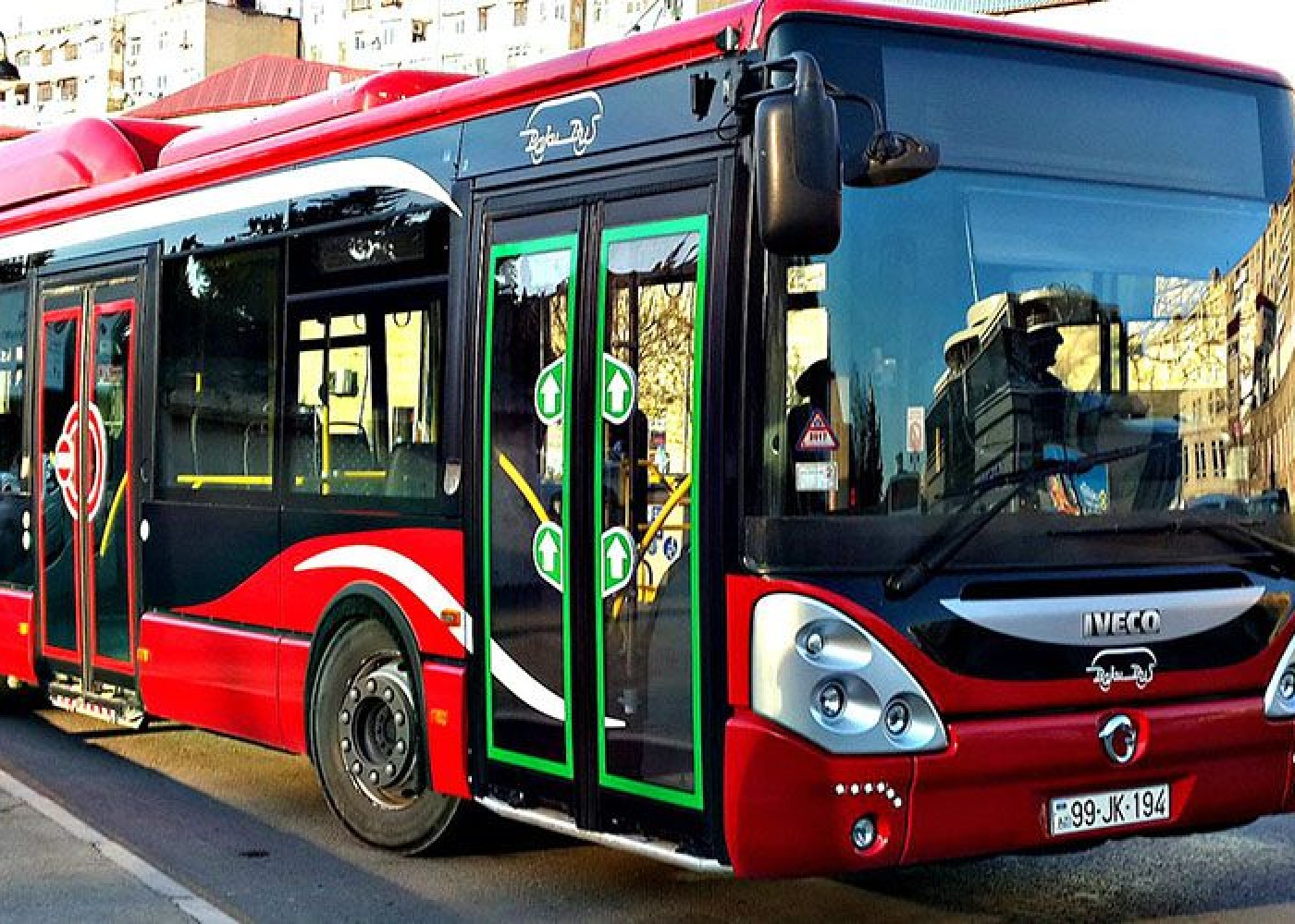 Bakıda yol təmiri ilə bağlı 5 avtobus marşrutu dəyişdirildi – SİYAHI